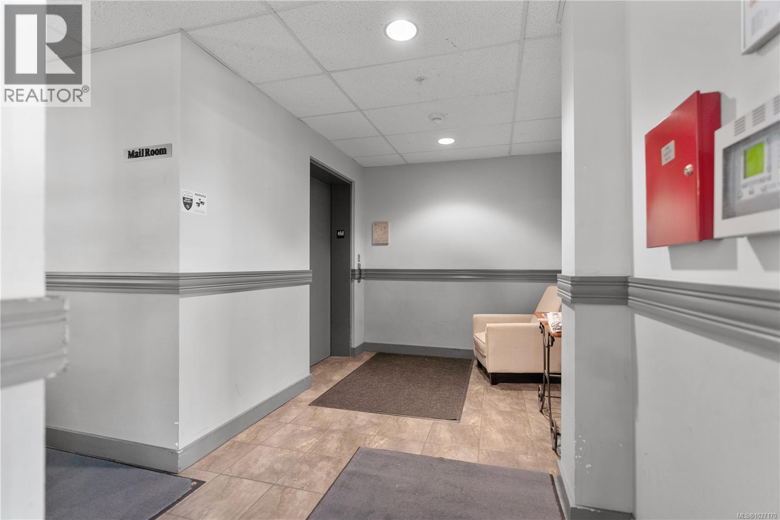 217 1315 Esquimalt Road, Esquimalt