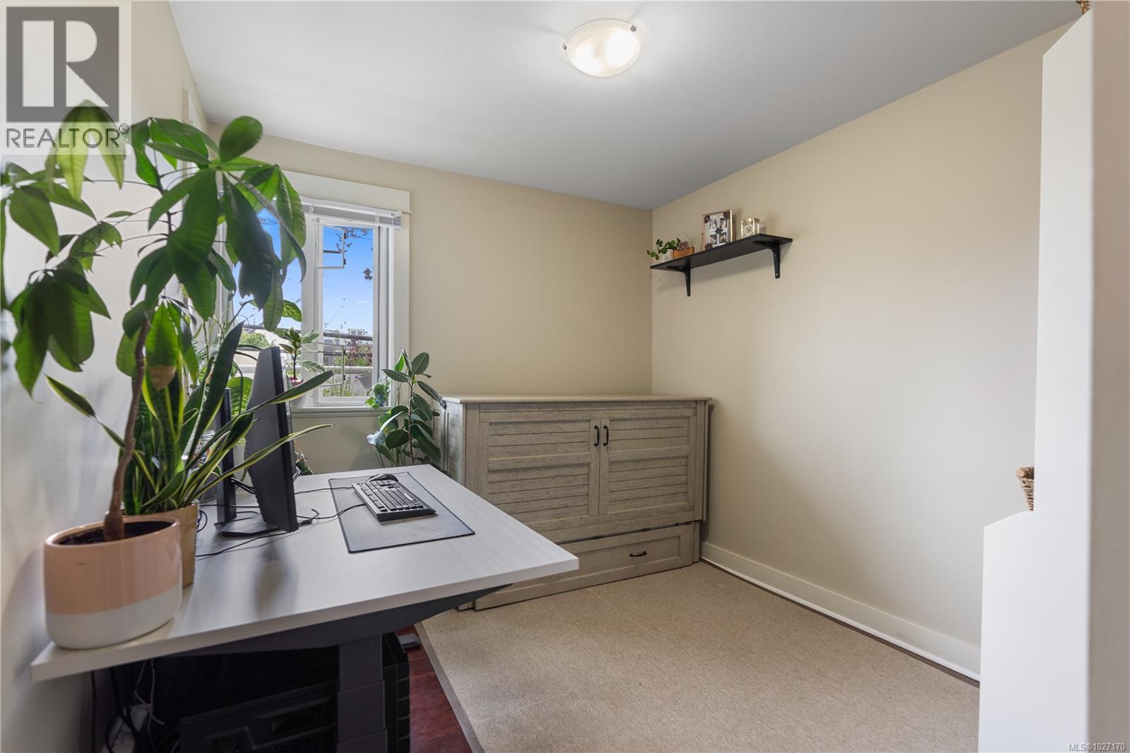 217 1315 Esquimalt Road, Esquimalt