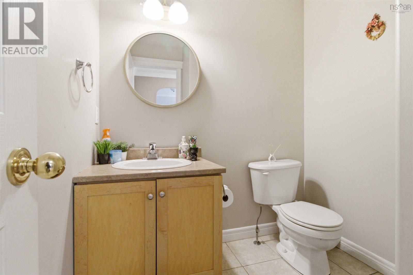 Property 17 of 33 of 32 Redden Court