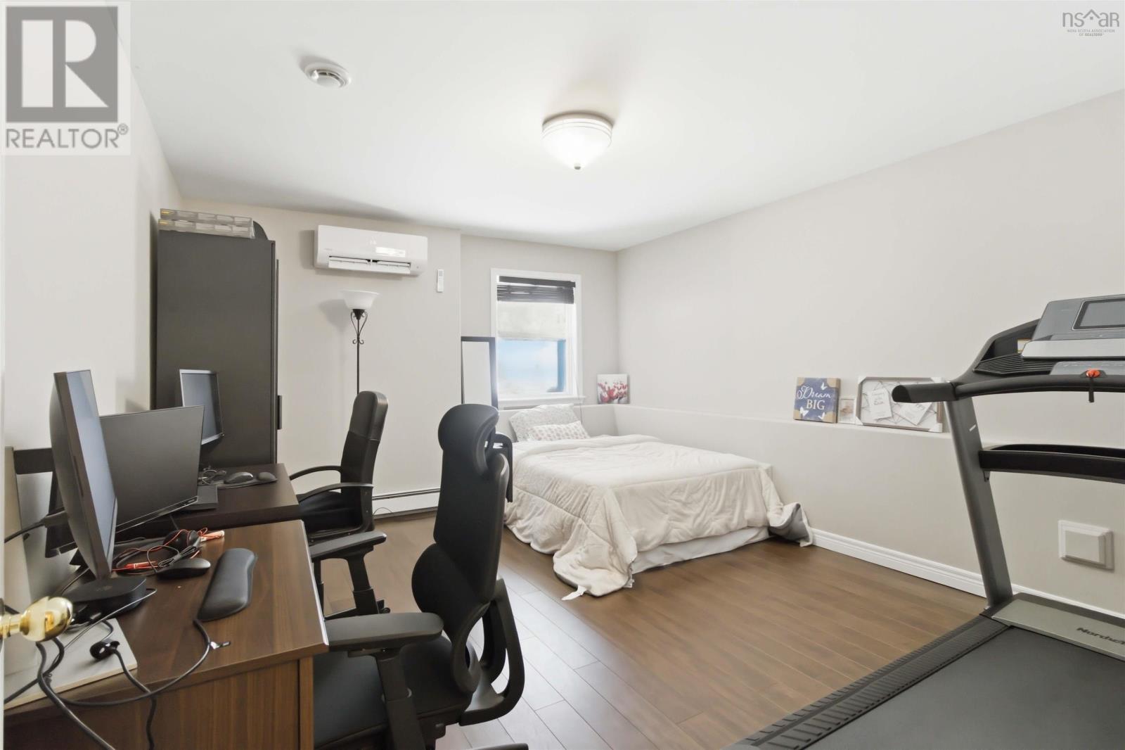 Property 28 of 33 of 32 Redden Court