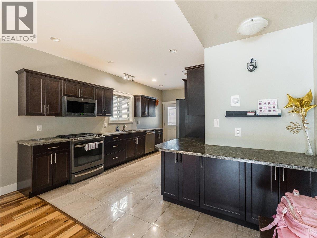 625 11TH Avenue Unit# 6, Castlegar