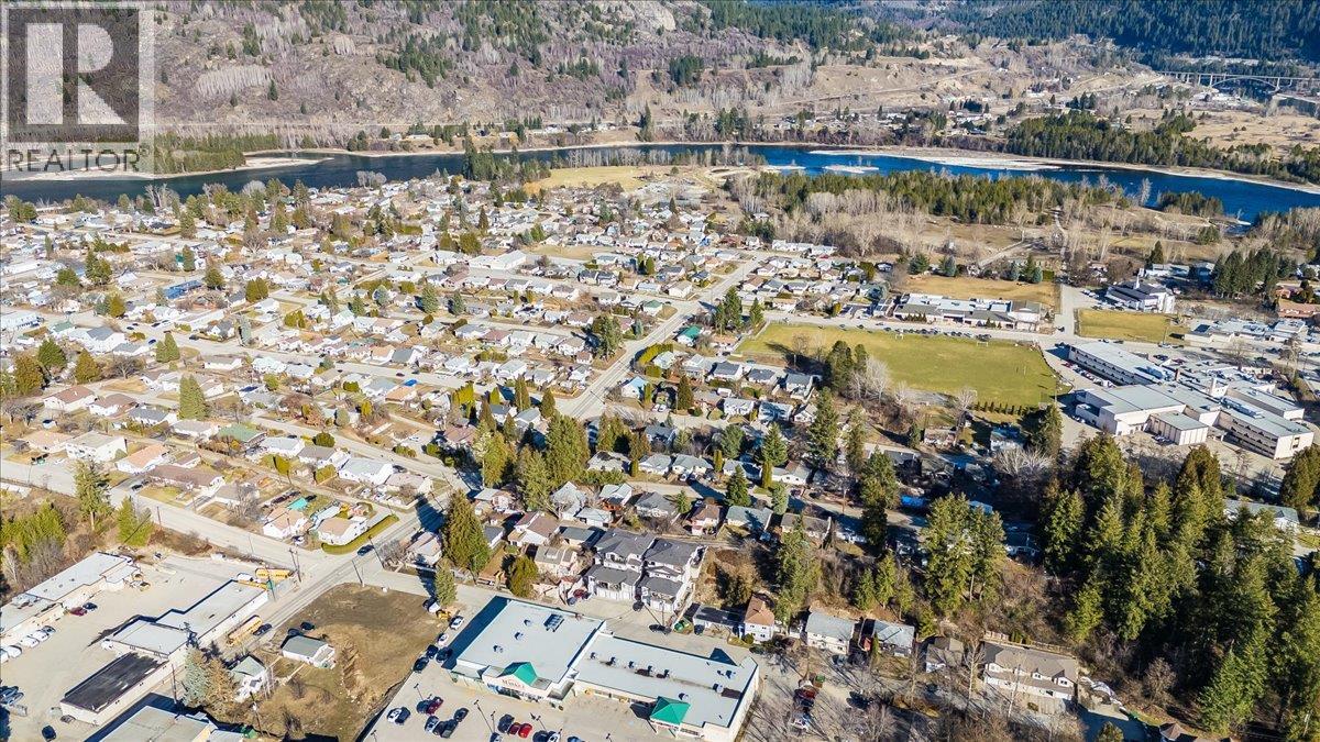 625 11TH Avenue Unit# 6, Castlegar