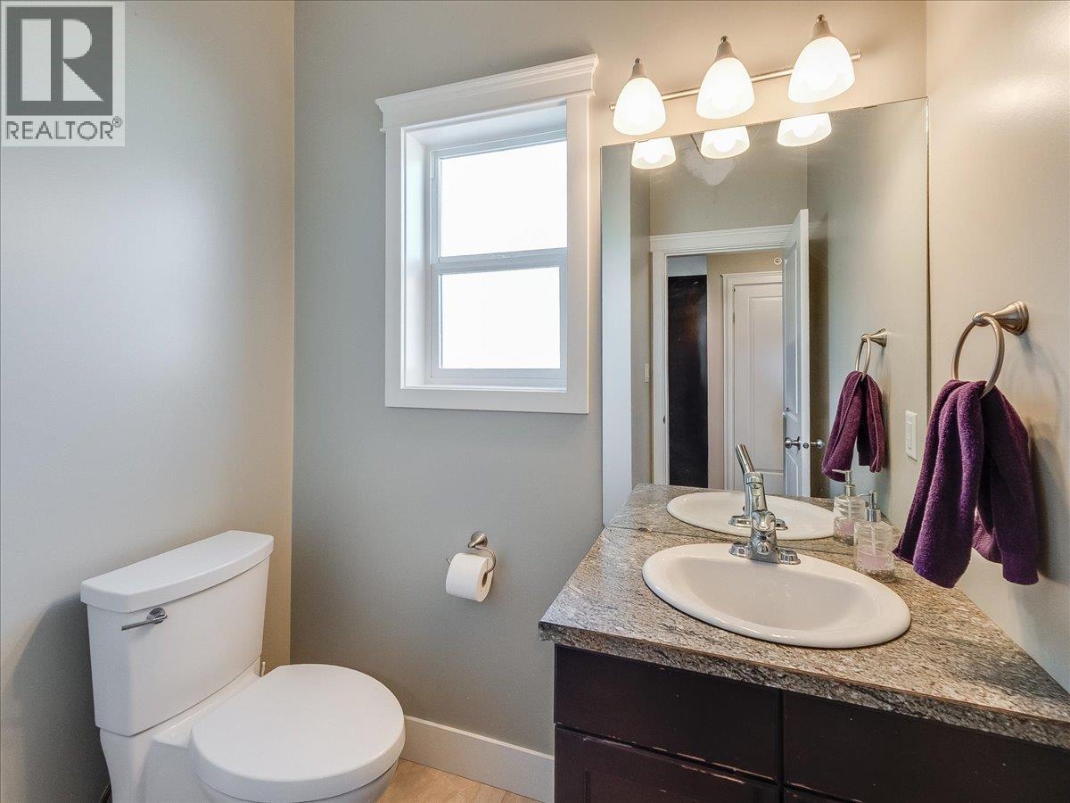 625 11TH Avenue Unit# 6, Castlegar