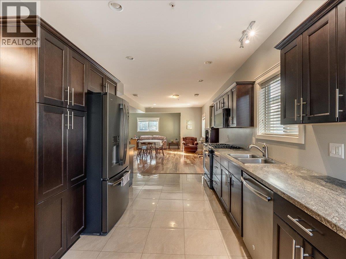 625 11TH Avenue Unit# 6, Castlegar