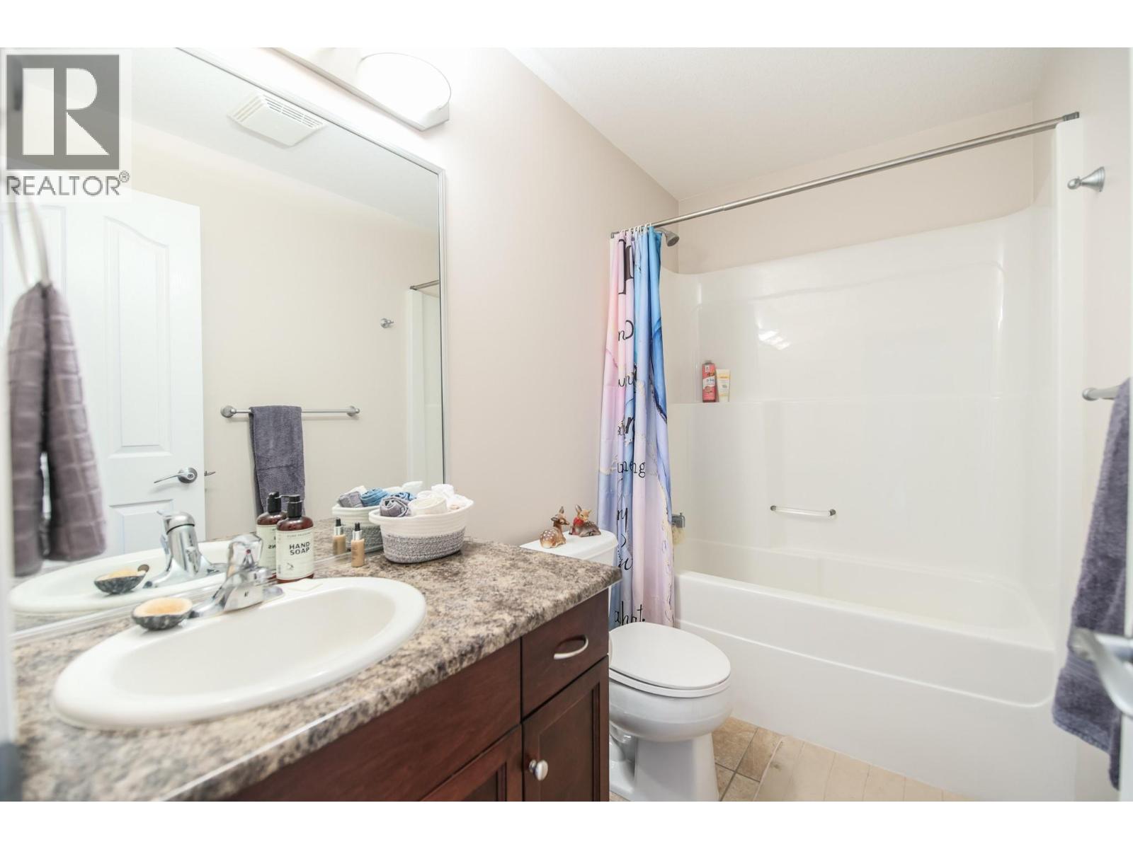 102 4809 89th Street, Osoyoos