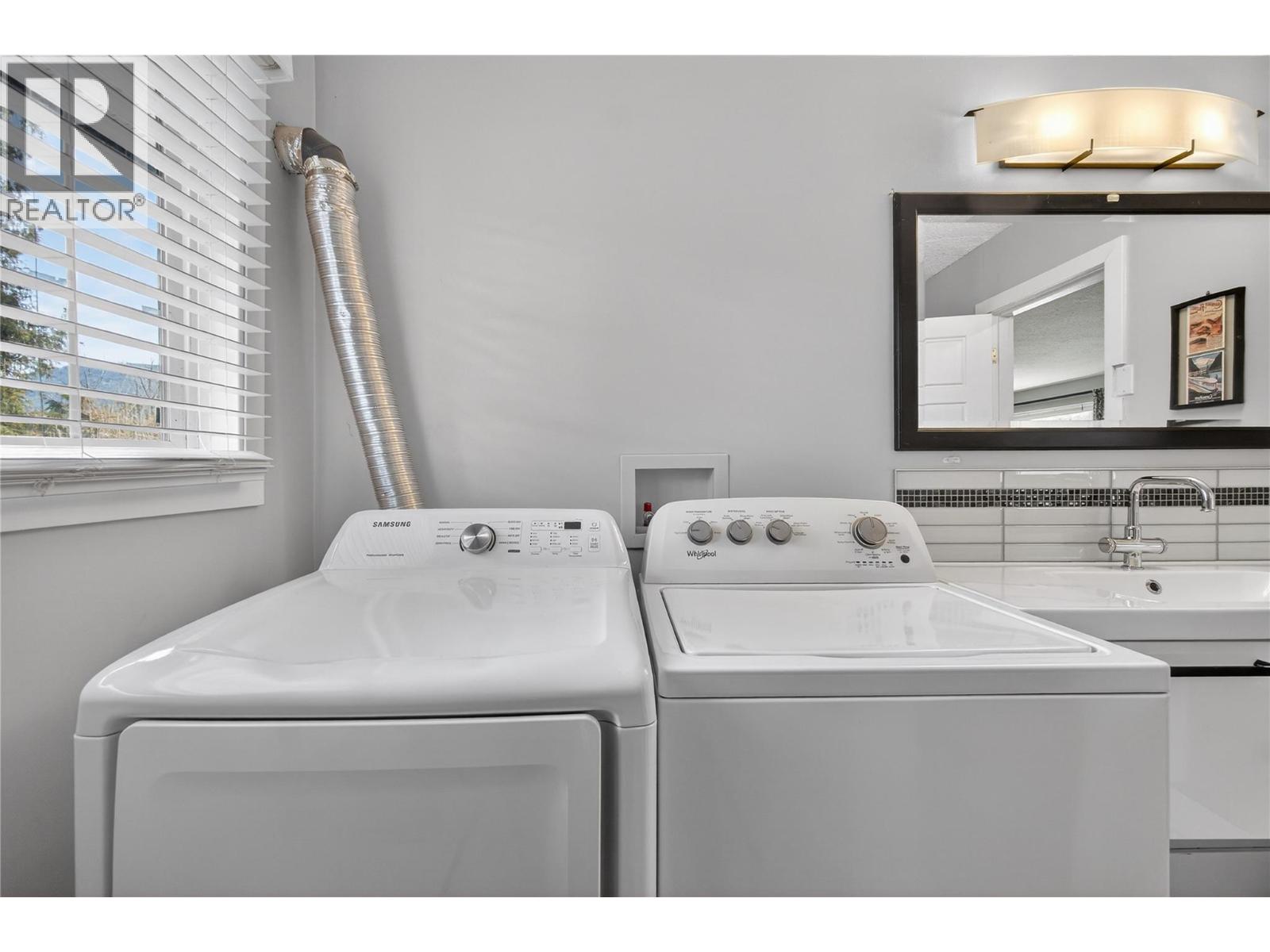 610 Gillis Avenue, Sicamous