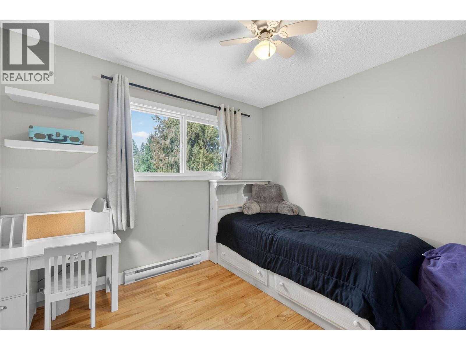 610 Gillis Avenue, Sicamous