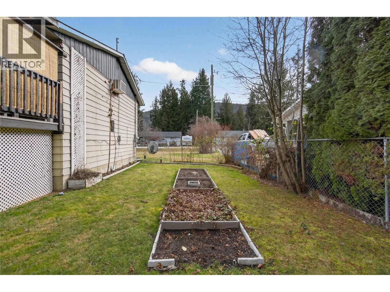 610 Gillis Avenue, Sicamous