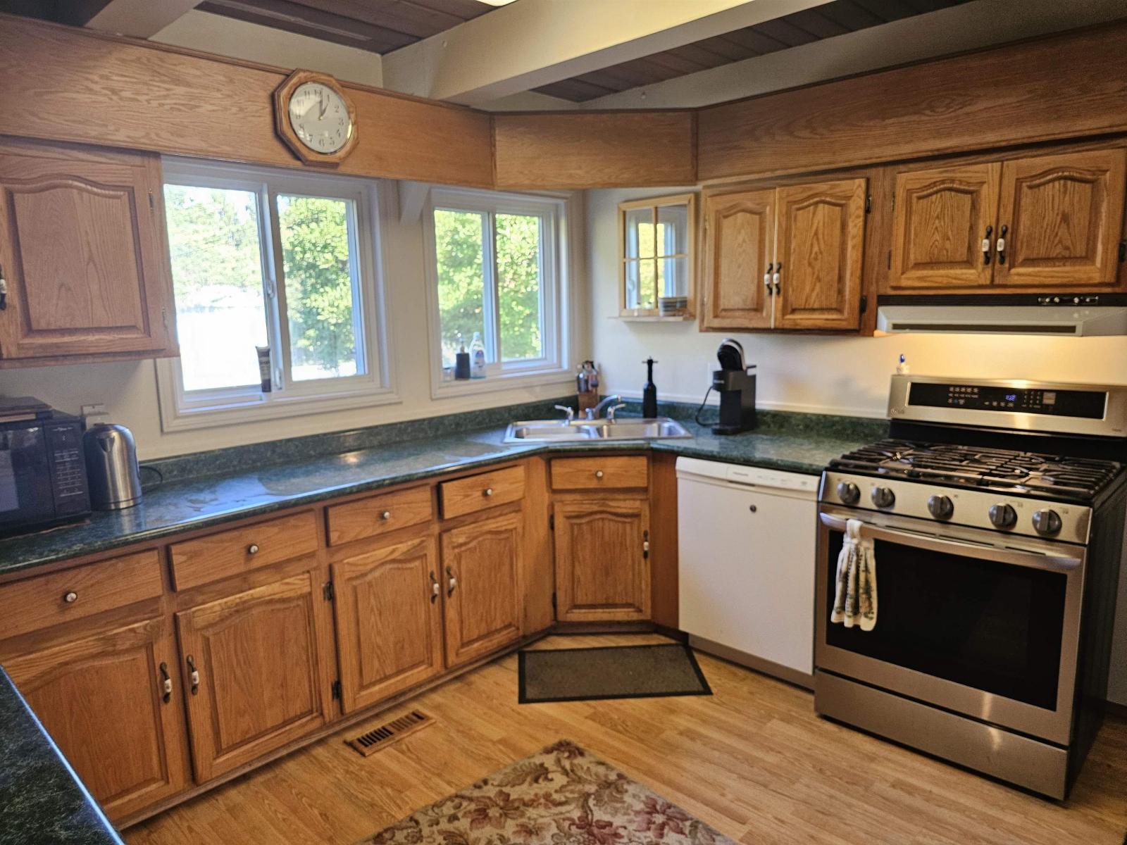 19850 48 AVENUE, Langley