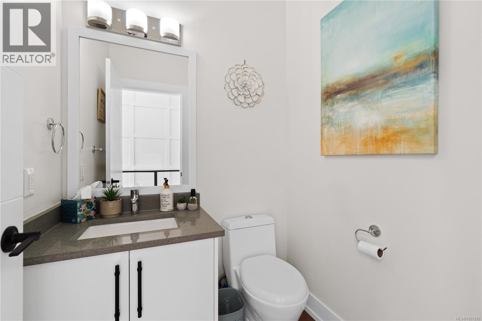 5304 Dewar Rd, Nanaimo