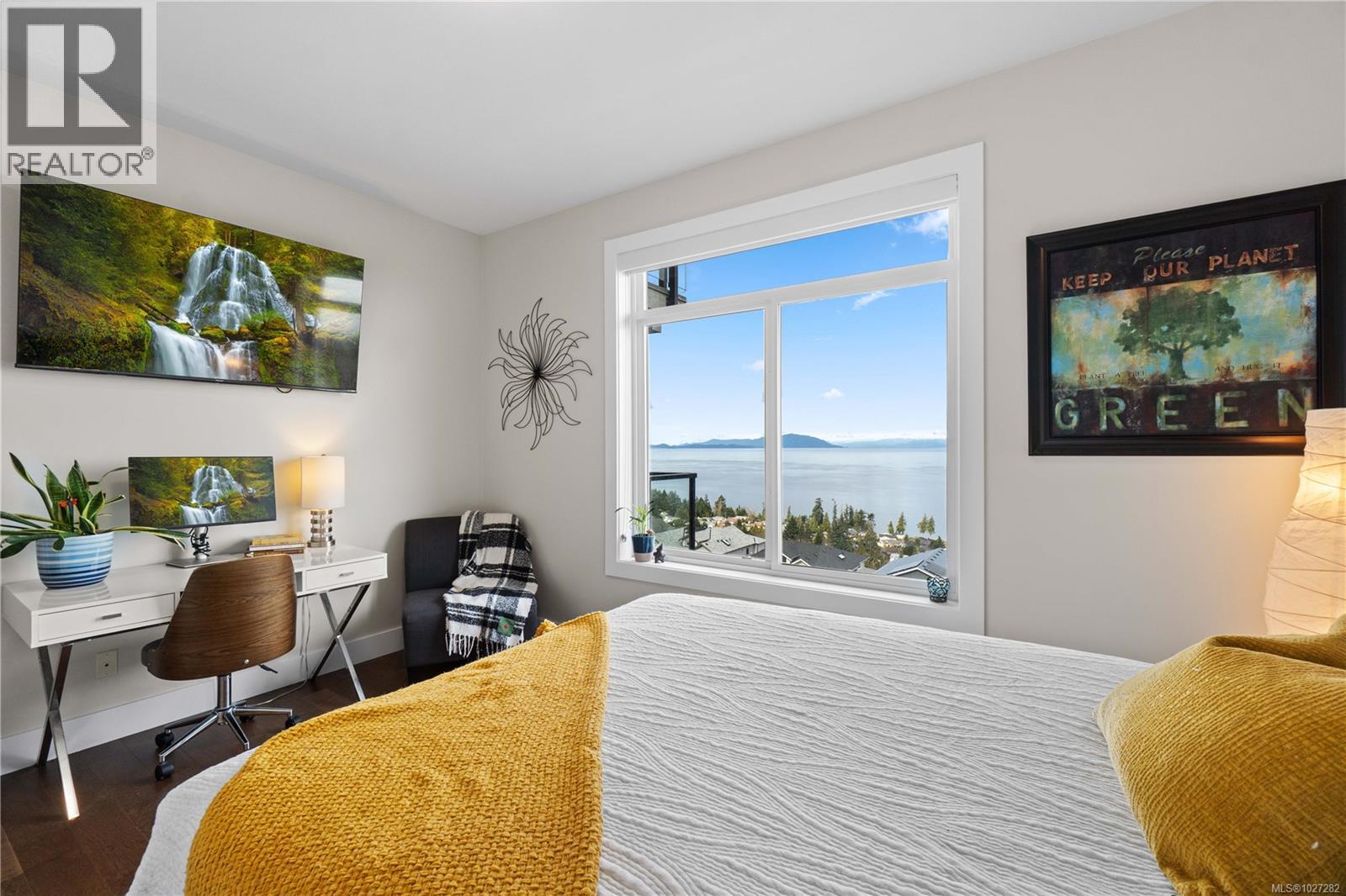 5304 Dewar Rd, Nanaimo