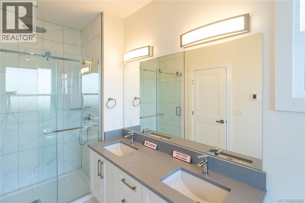 634 Farrell Rd, Ladysmith