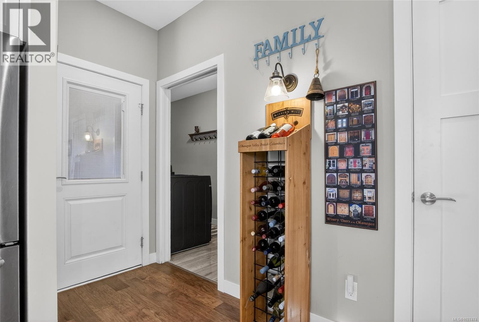 7284 LAKEFRONT DR - 9