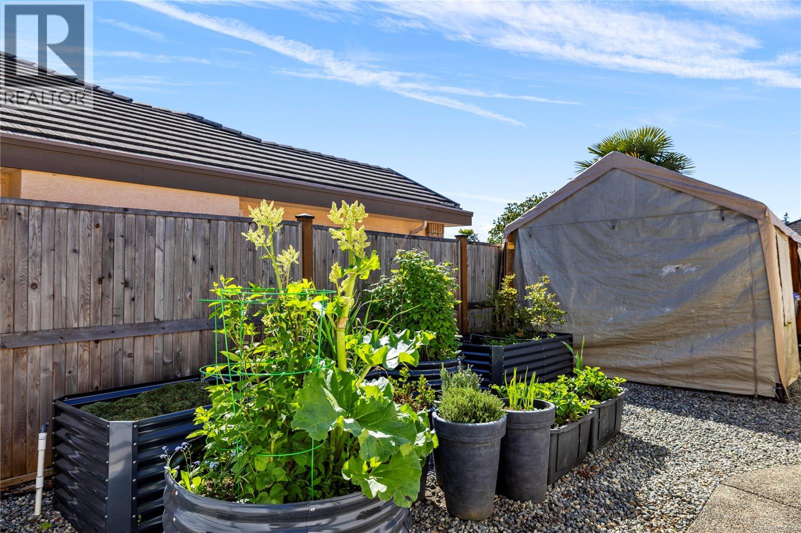 1157 ORMONDE RD - 20