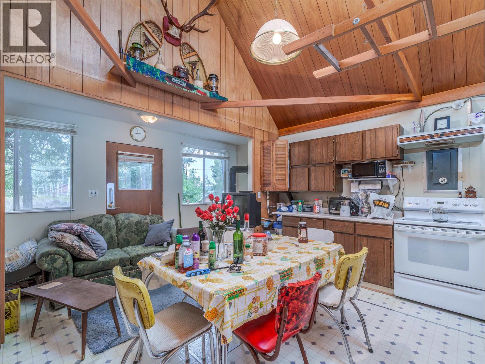 920 S GREEN LAKE ROAD - 4