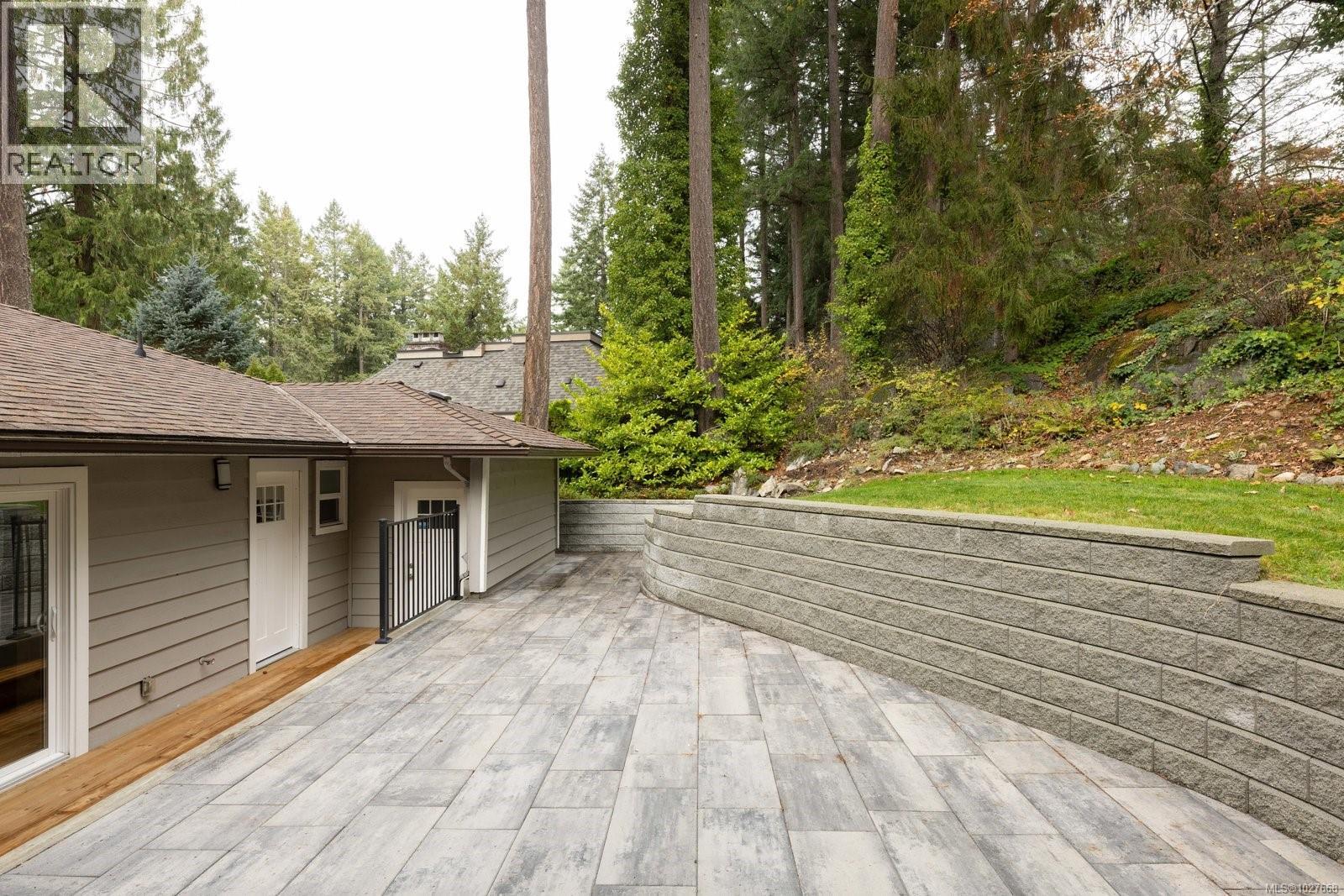  4465 Emily Carr Drive, Saanich