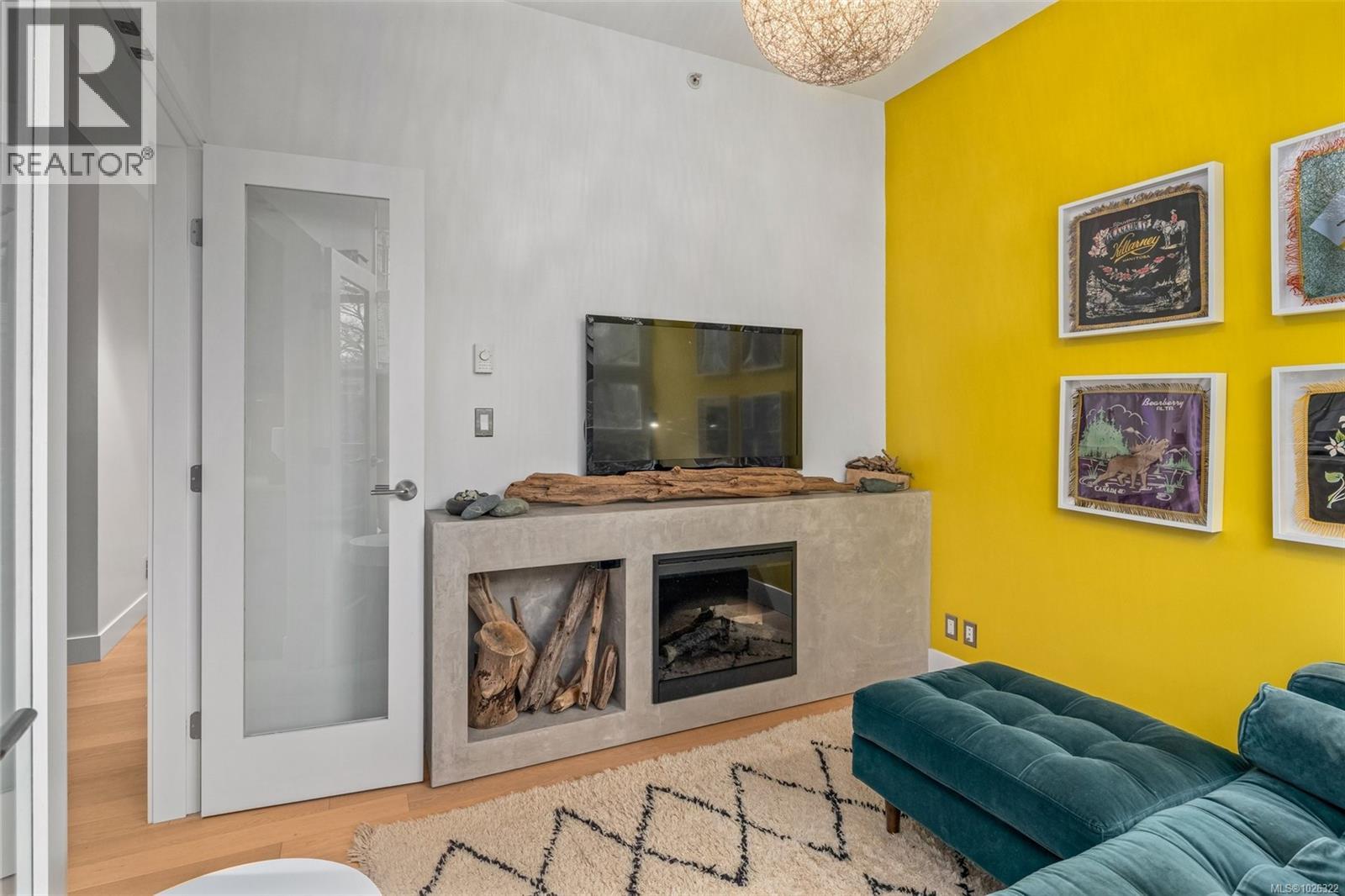 116 365 Waterfront Cres, Victoria