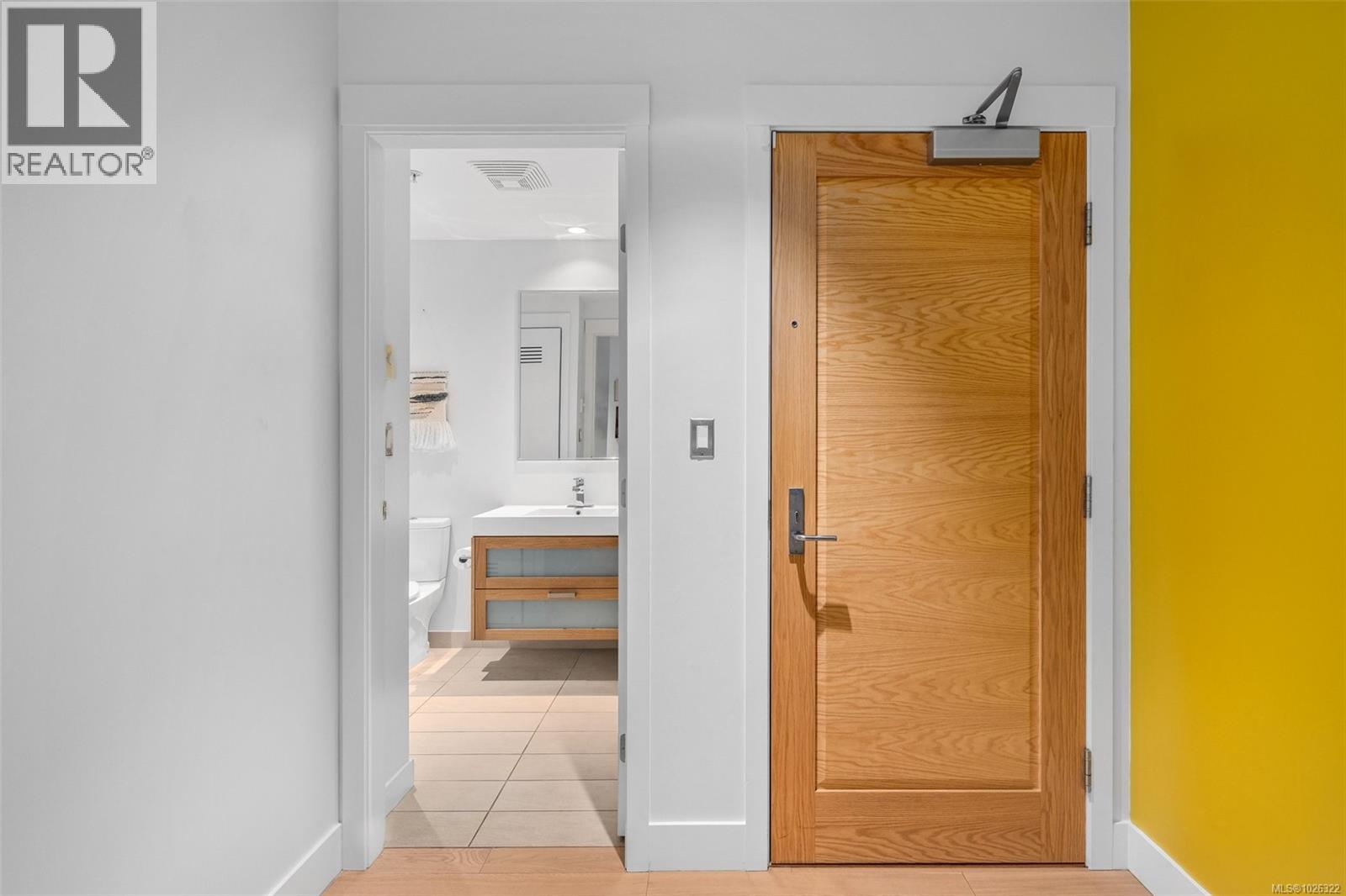 116 365 Waterfront Cres, Victoria