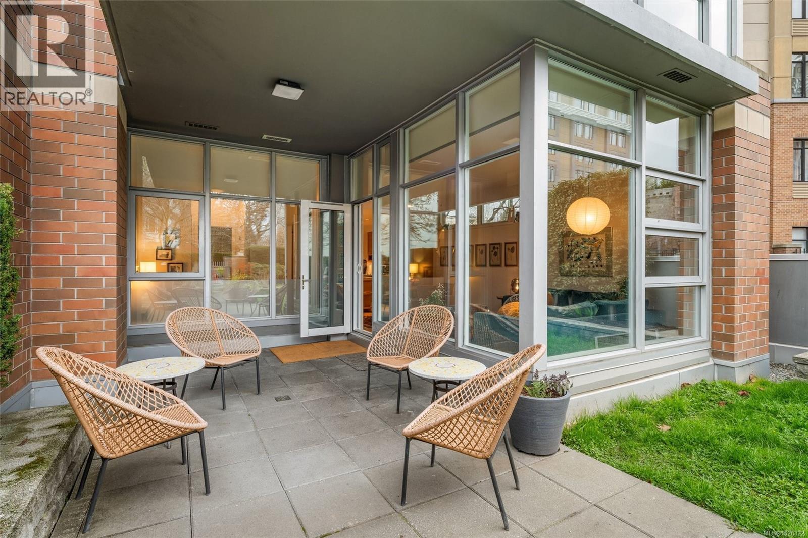 116 365 Waterfront Cres, Victoria