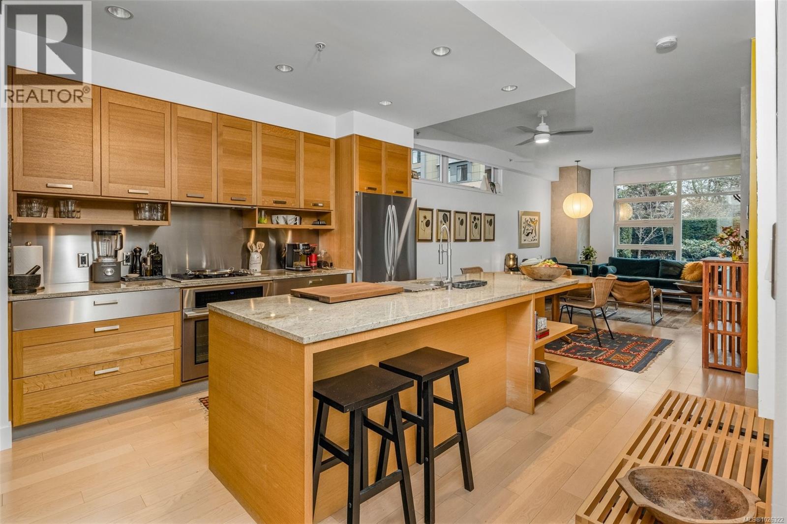 116 365 Waterfront Cres, Victoria