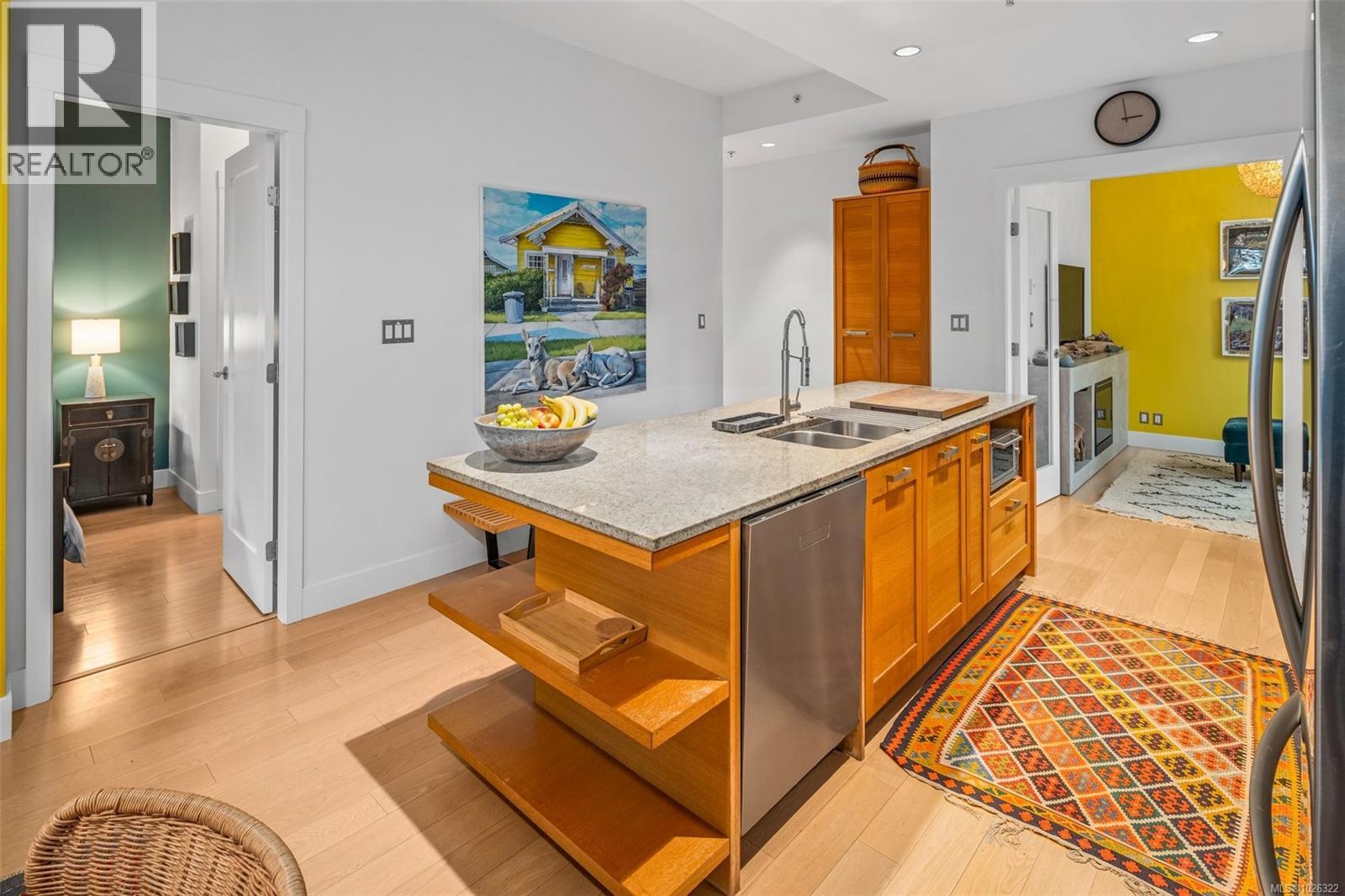 116 365 Waterfront Cres, Victoria