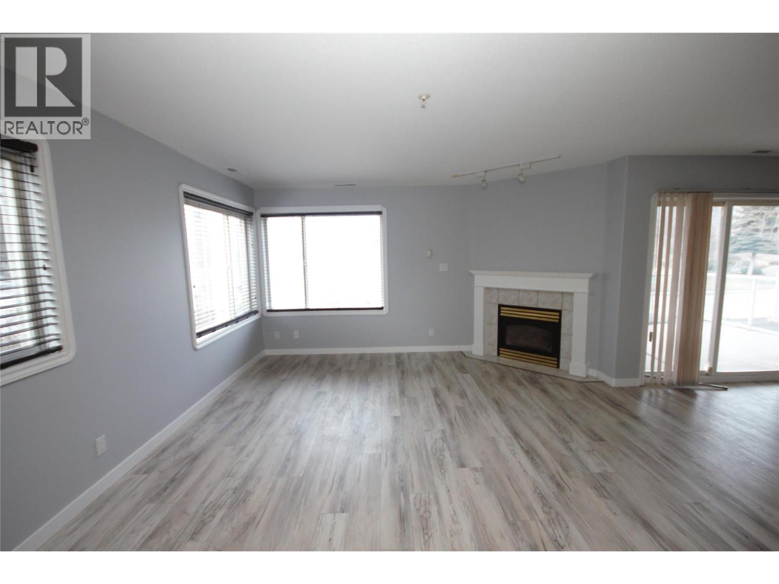 #100 6805 Cottonwood Drive - 12
