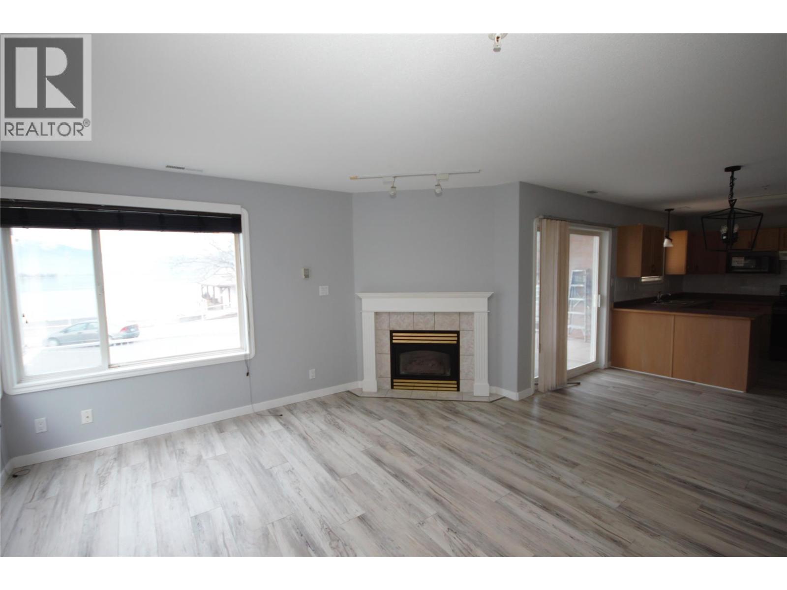 100 6805 Cottonwood Drive, Osoyoos