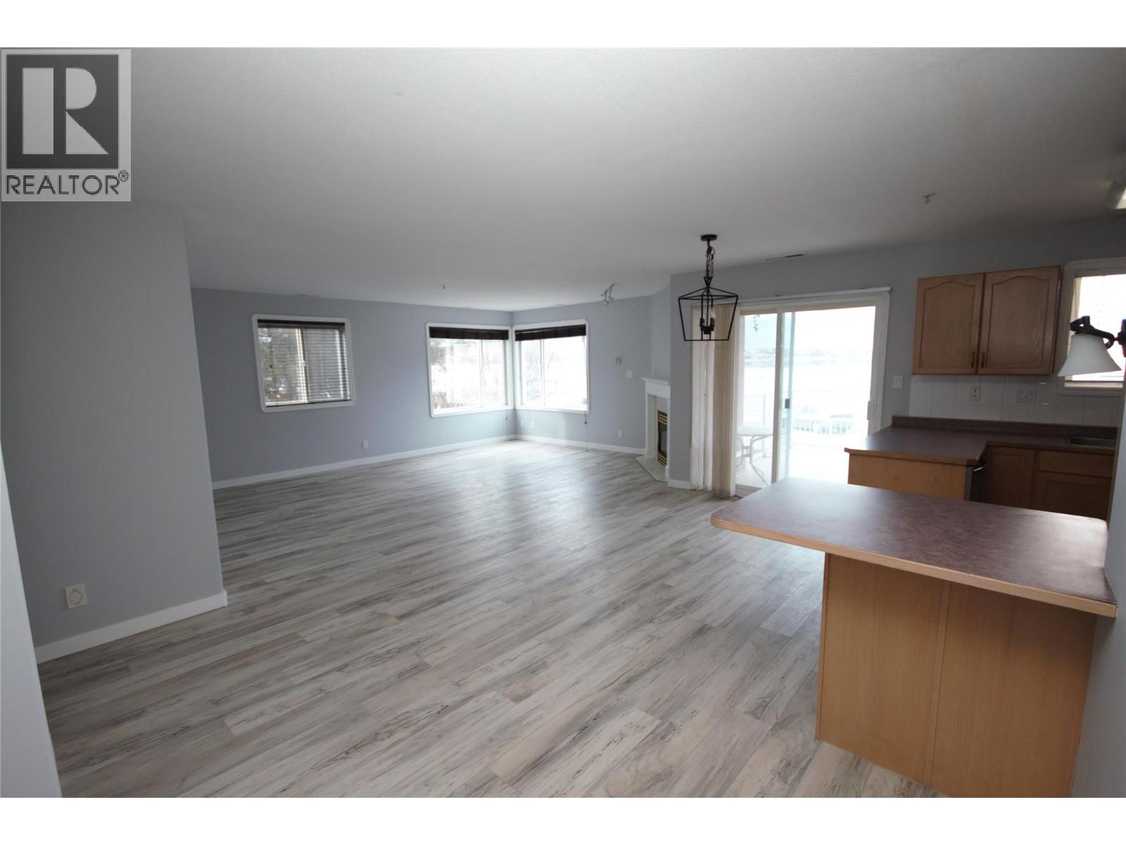 #100 6805 Cottonwood Drive - 2