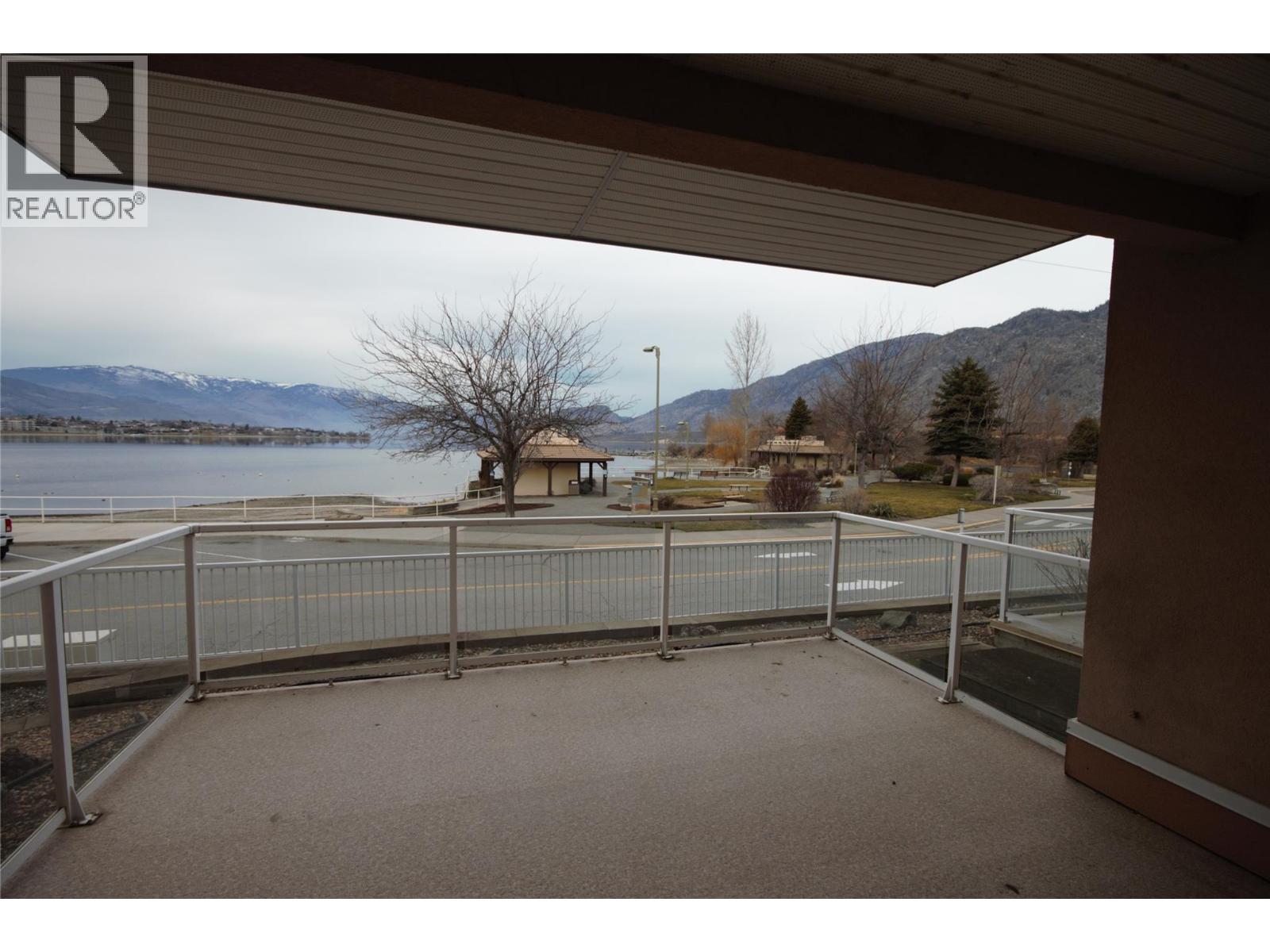 100 6805 Cottonwood Drive, Osoyoos