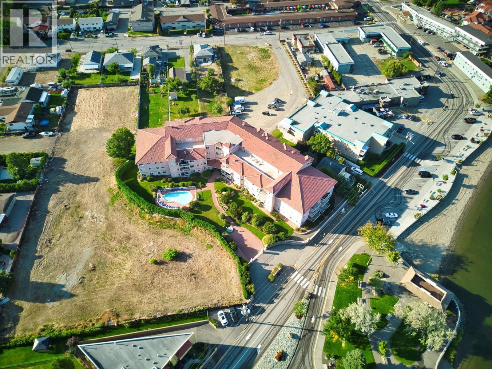 100 6805 Cottonwood Drive, Osoyoos