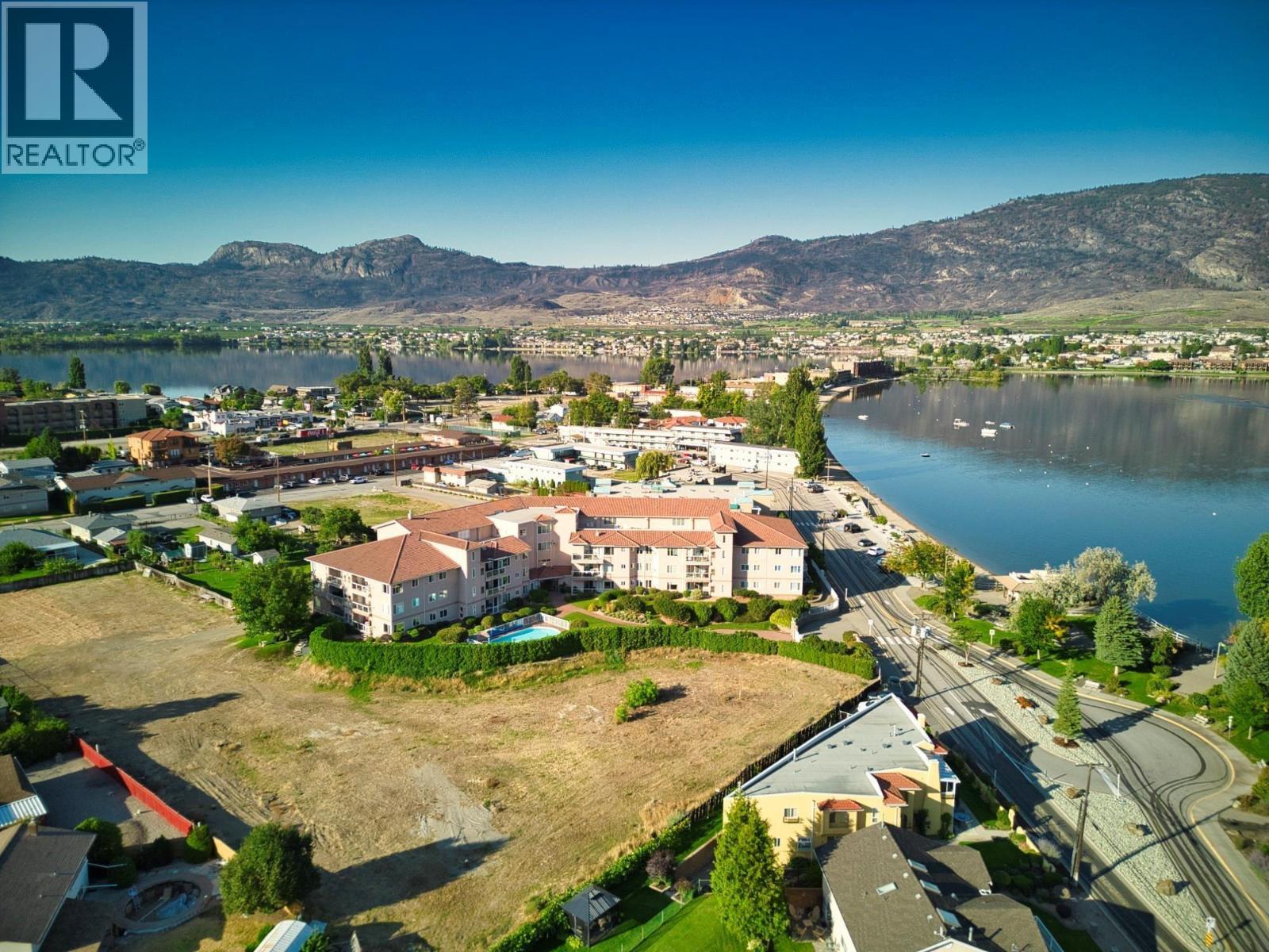 100 6805 Cottonwood Drive, Osoyoos