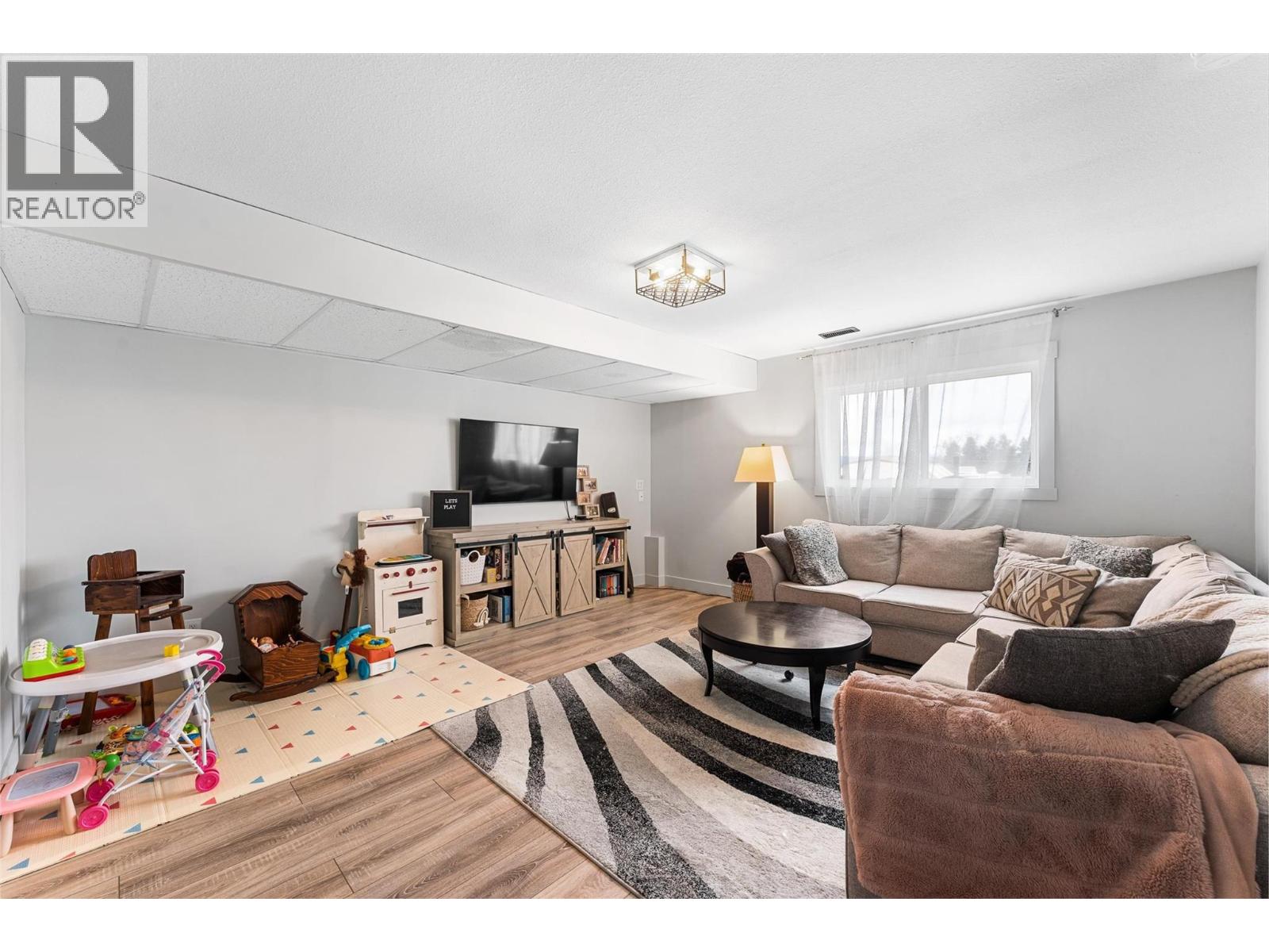 2186 Finlay Court, Lake Country