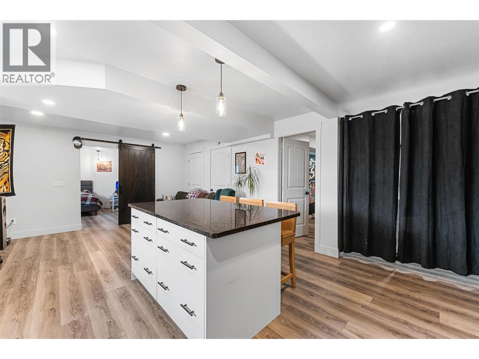 2186 Finlay Court, Lake Country