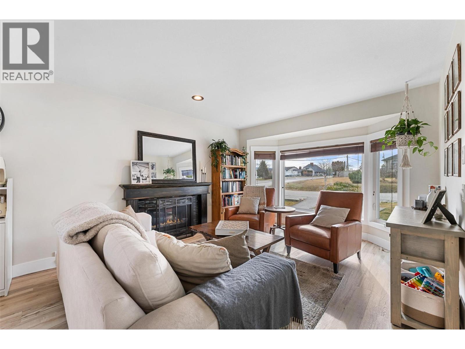 2186 Finlay Court, Lake Country