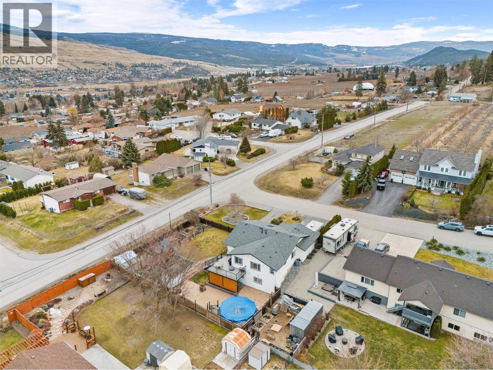 2186 Finlay Court, Lake Country