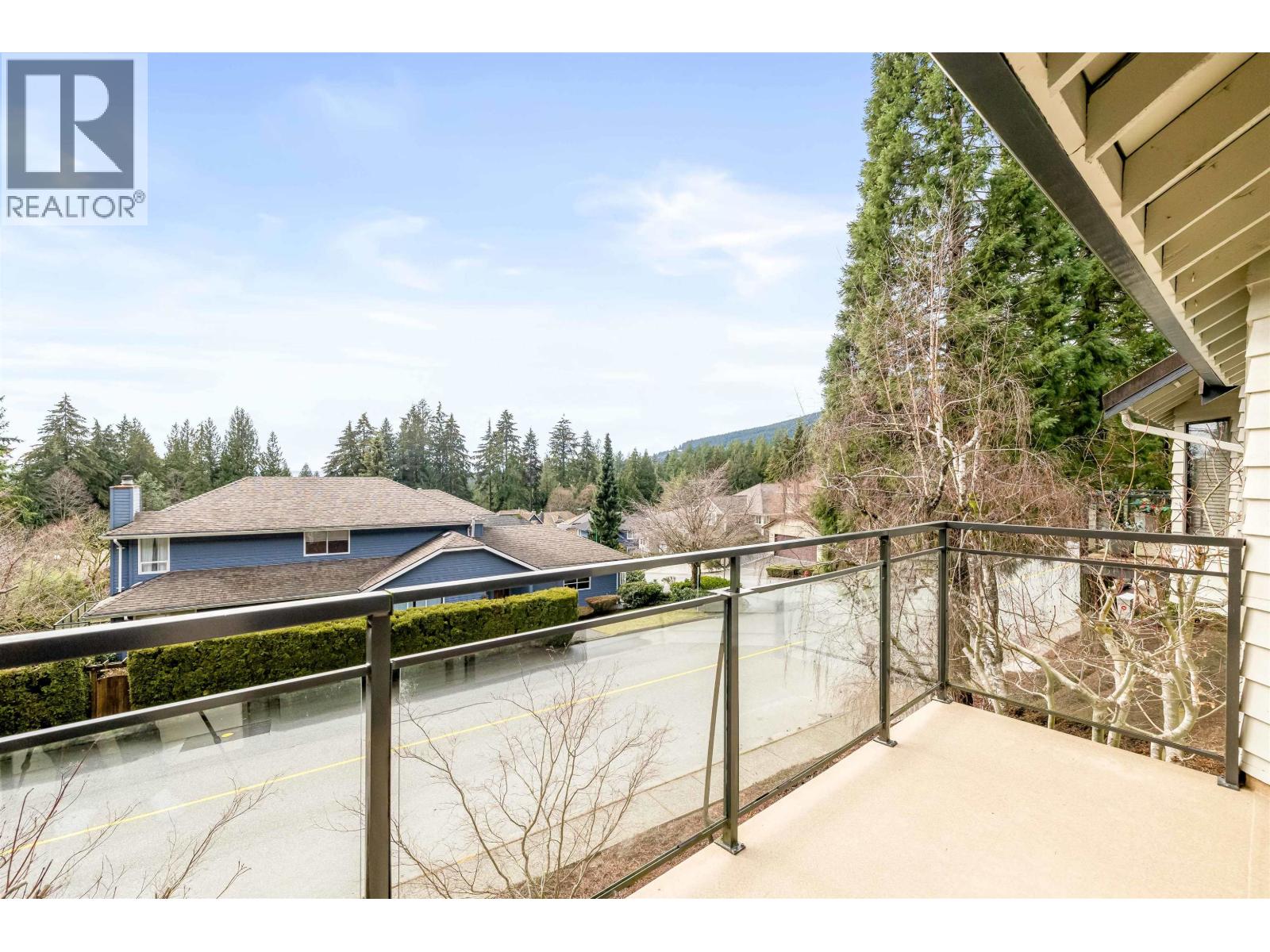 5709 OWL COURT, North Vancouver