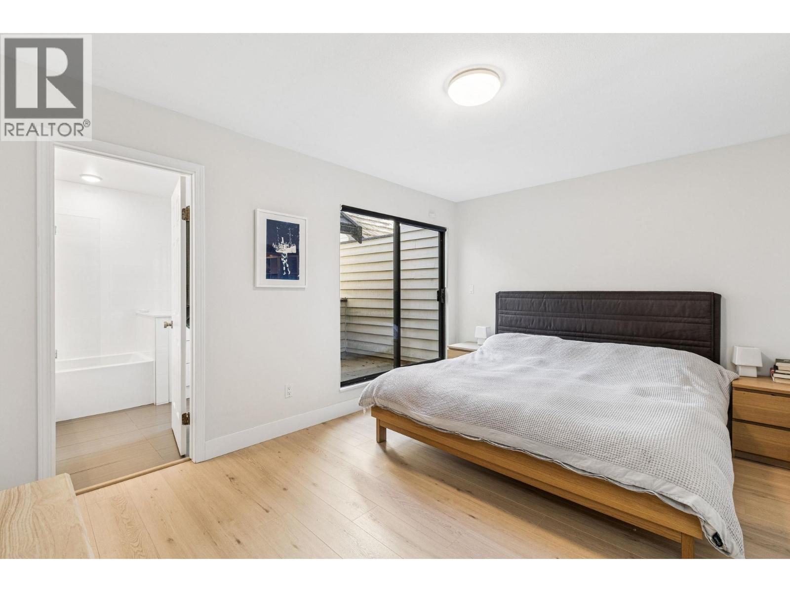 5709 OWL COURT, North Vancouver