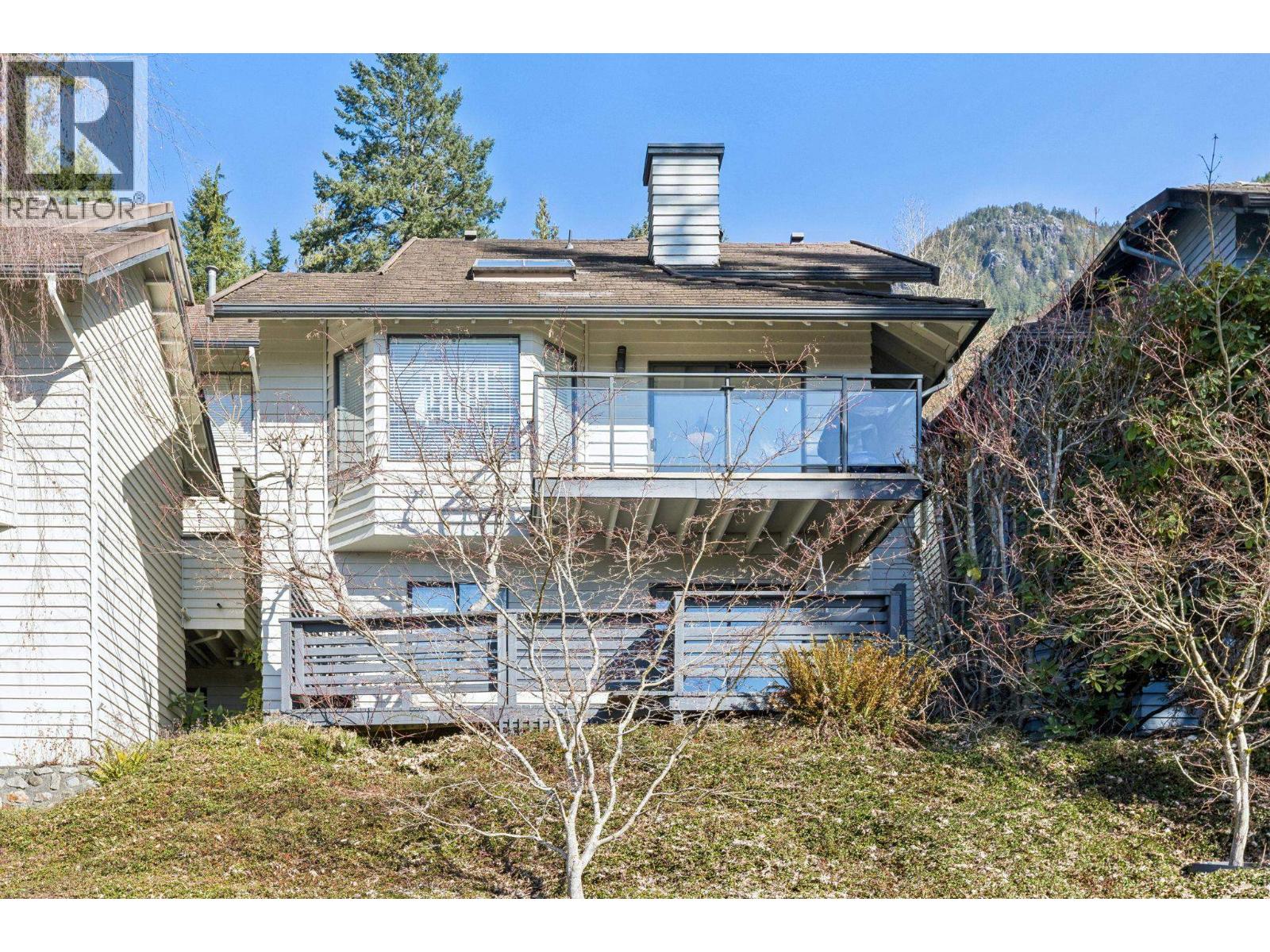 5709 OWL COURT, North Vancouver