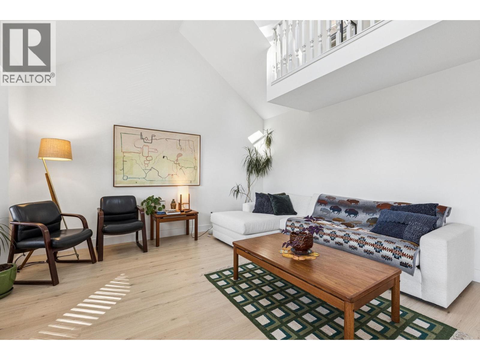 5709 OWL COURT, North Vancouver