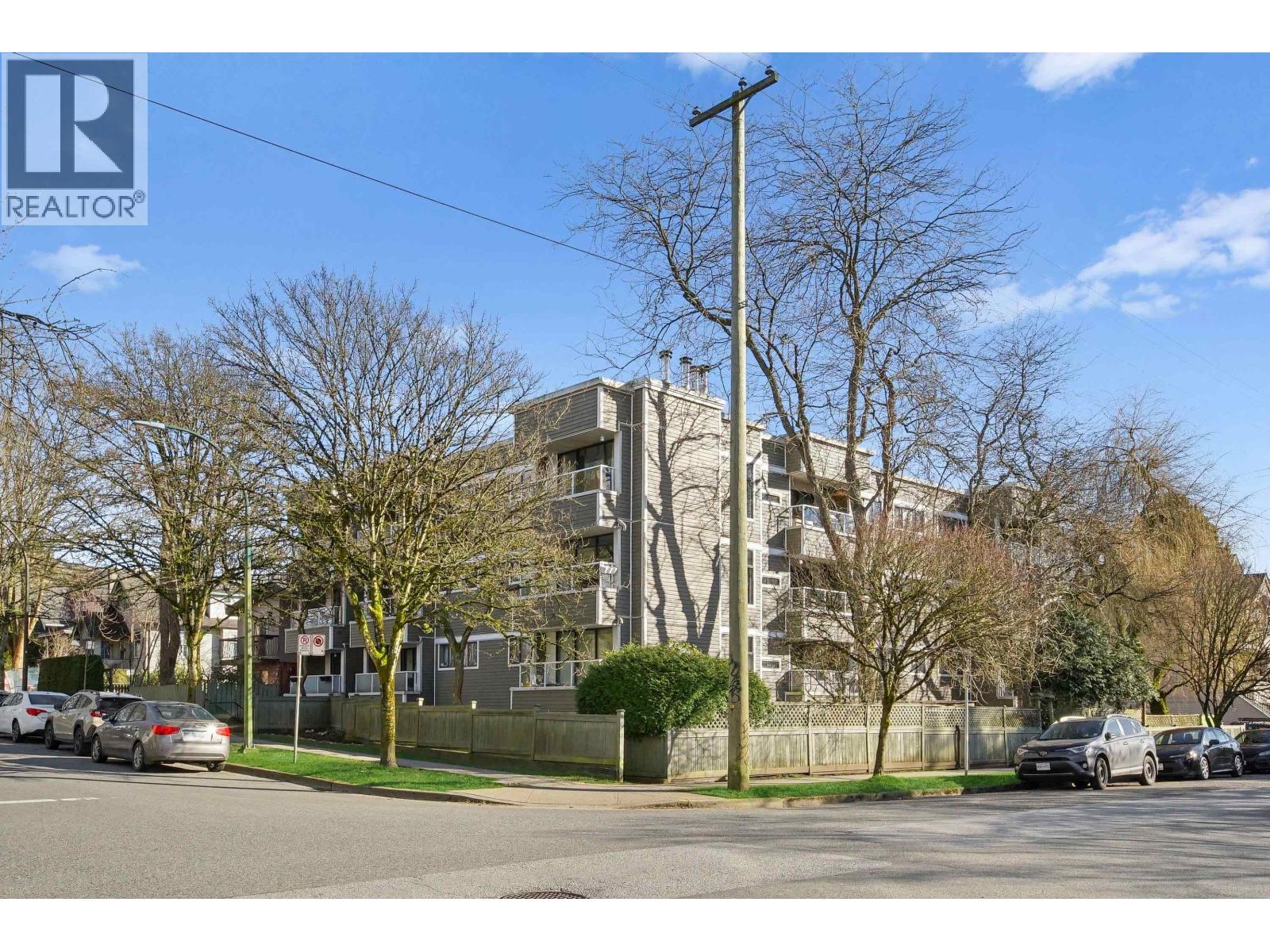 301 674 17TH Avenue - main photo