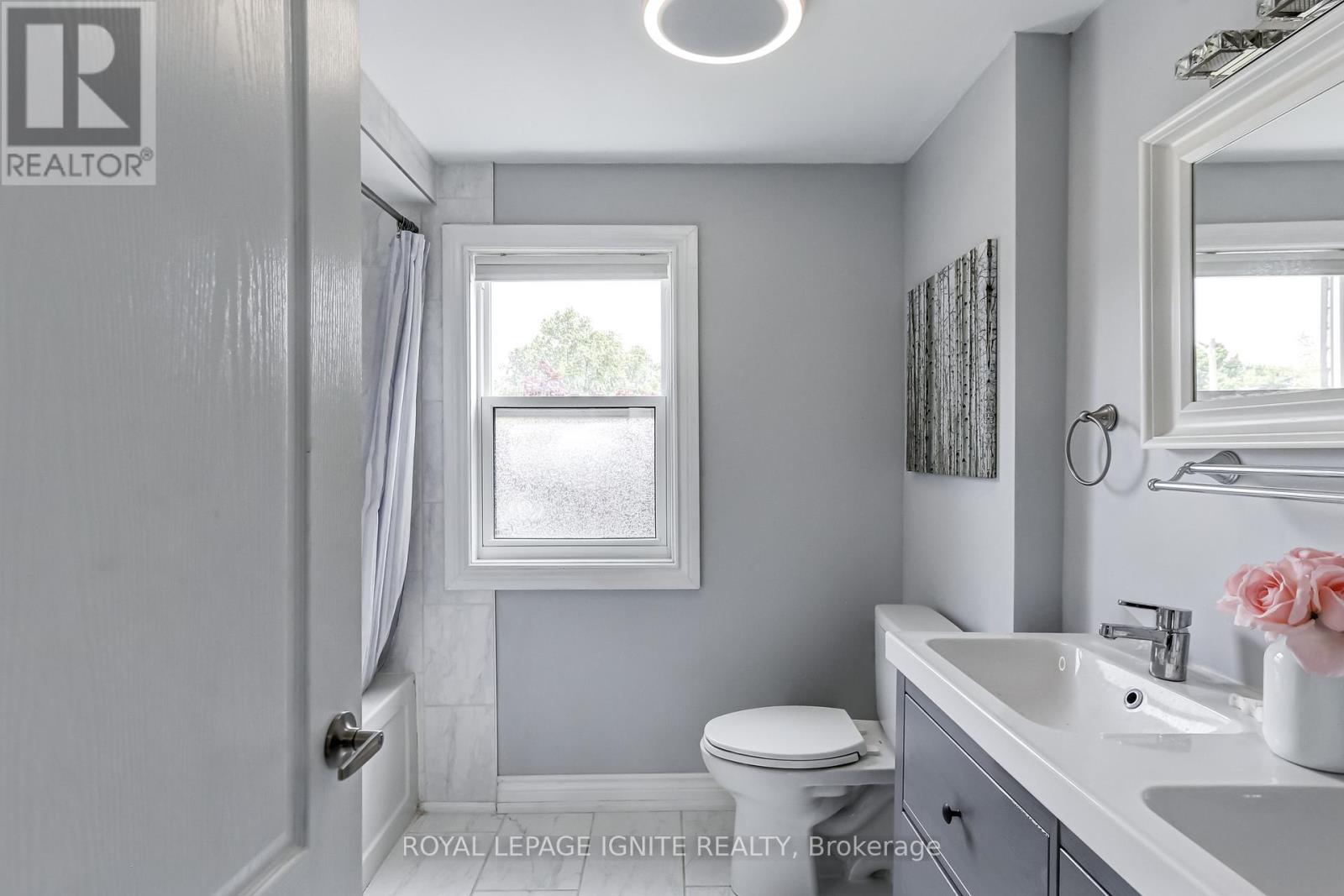 172 RADFORD DRIVE - 22