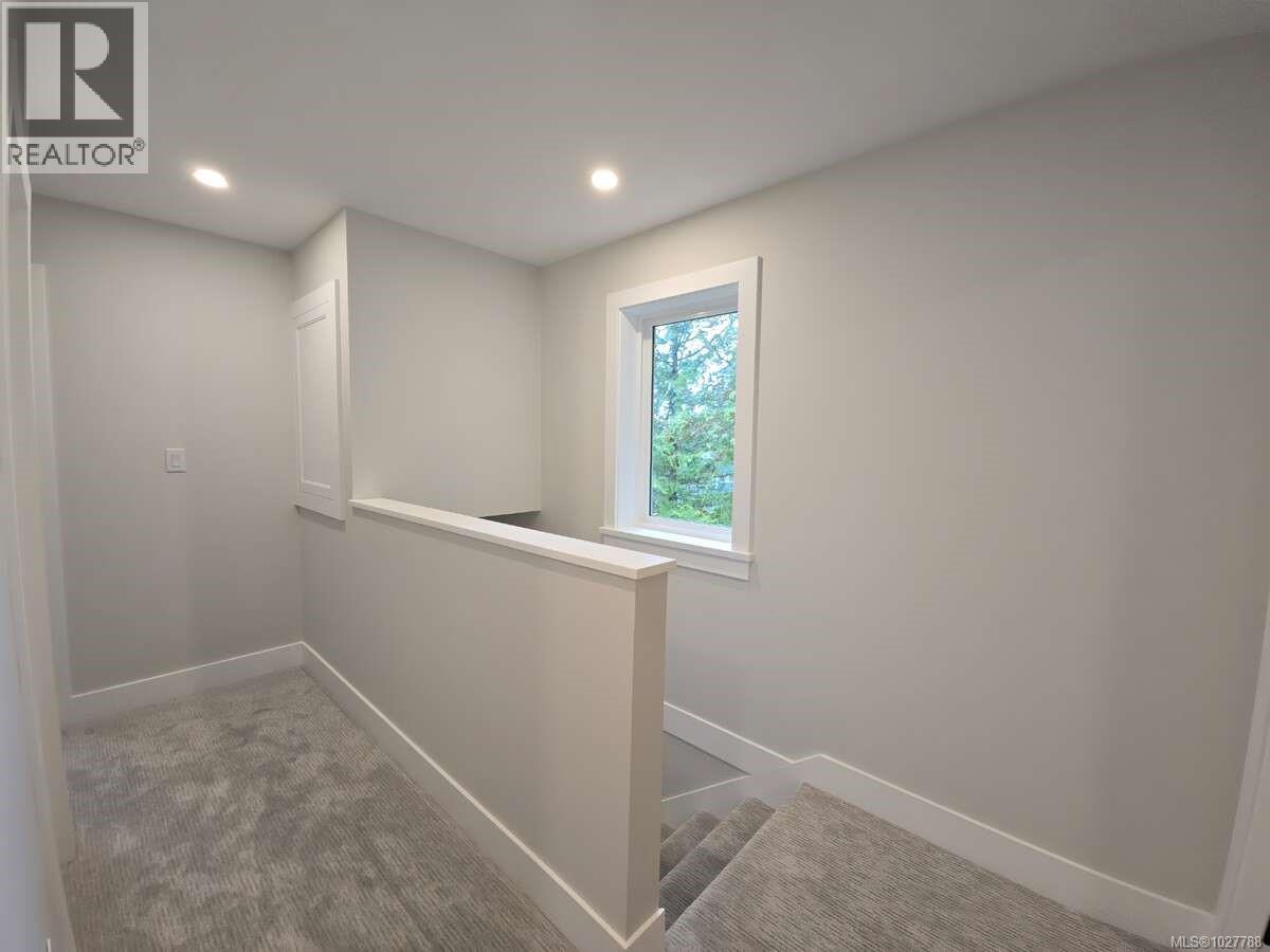  487 Delora Drive, Colwood