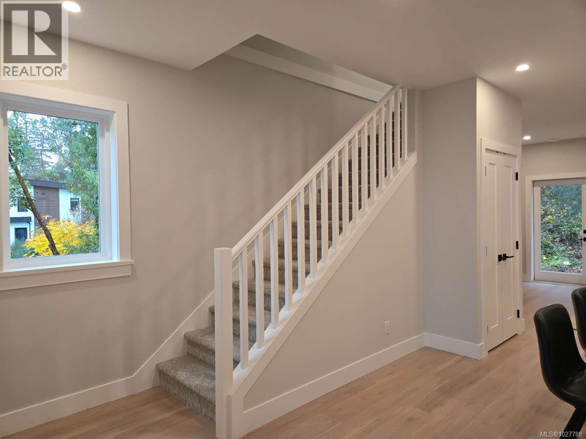  487 Delora Drive, Colwood