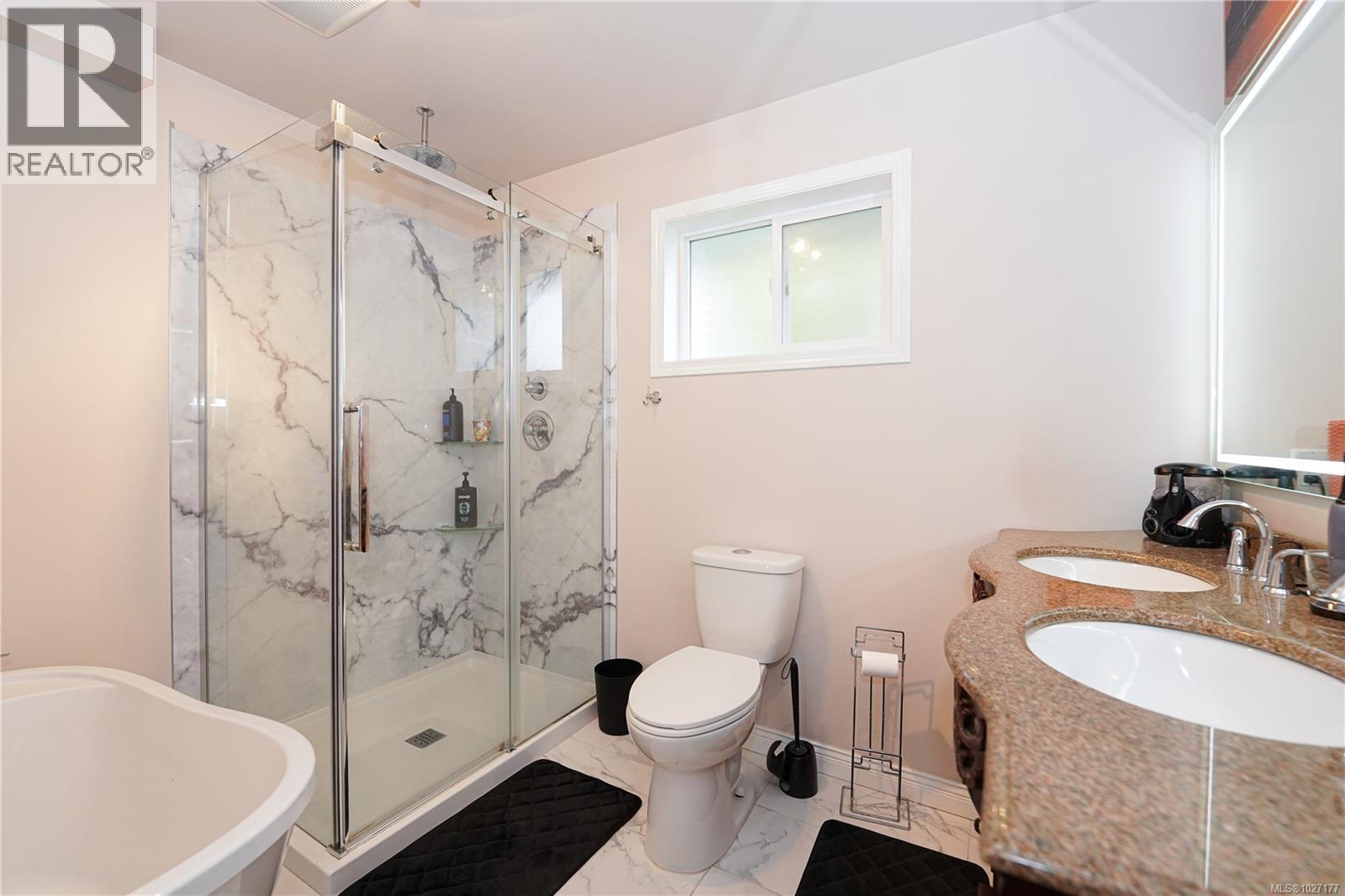  1009 Linda Lane, Langford