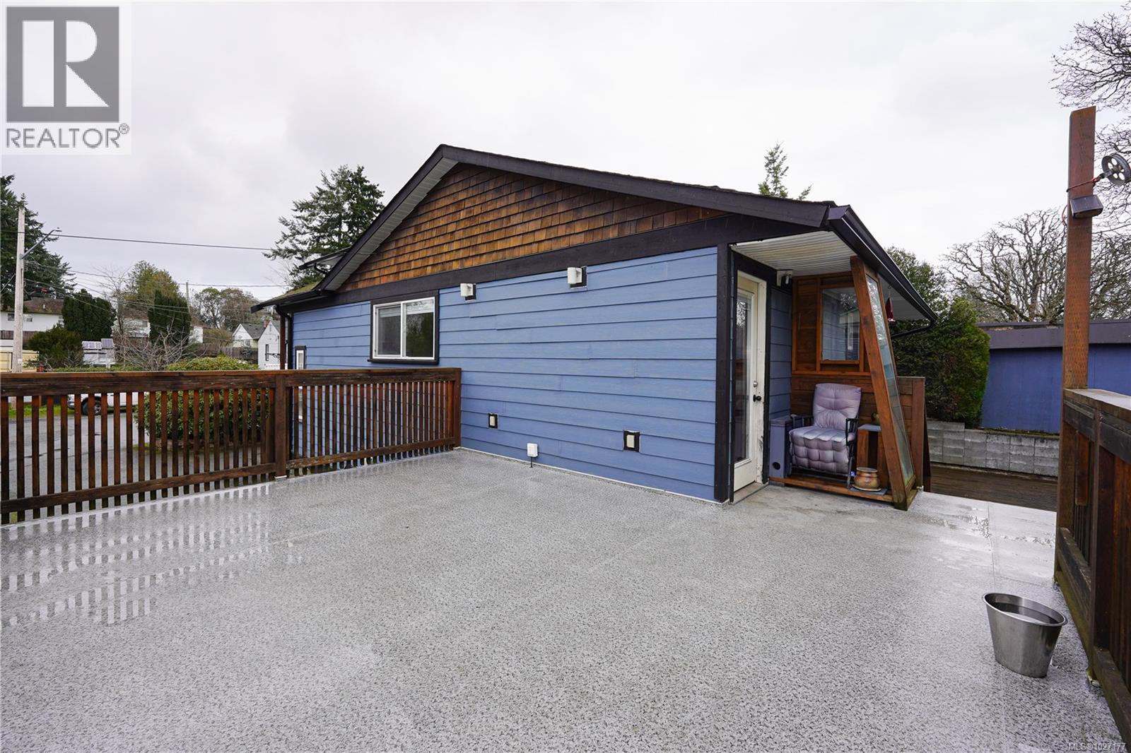  1009 Linda Lane, Langford