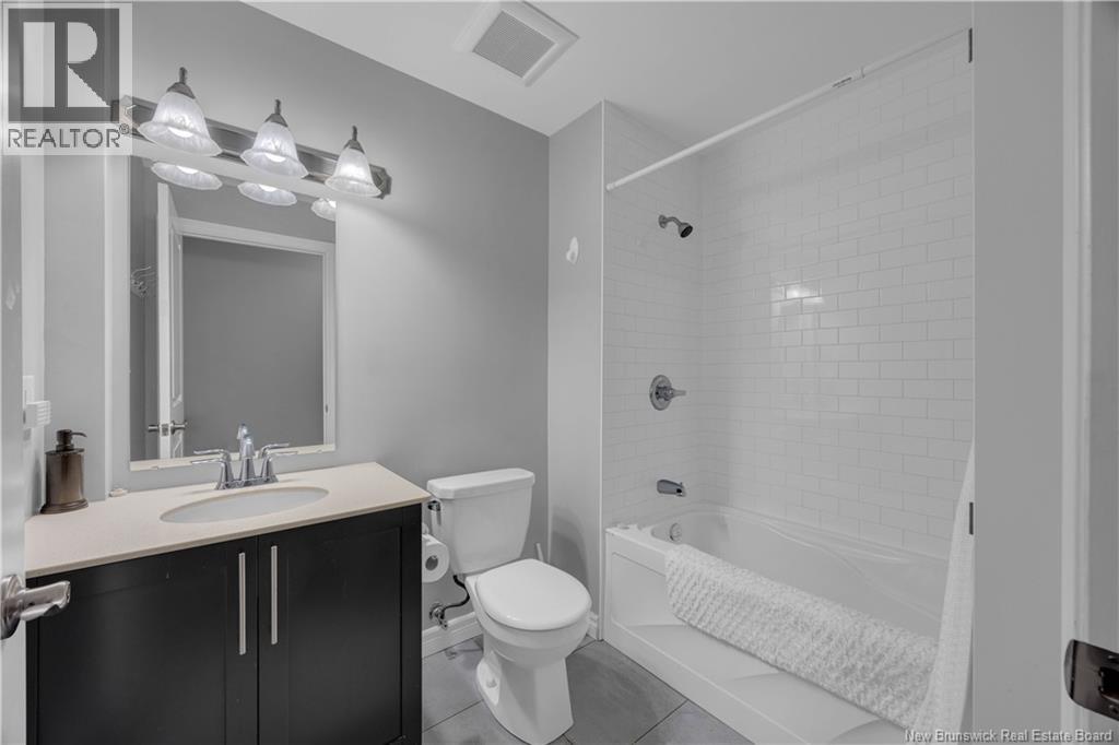 #111 243 PRINCE WILLIAM STREET - 38