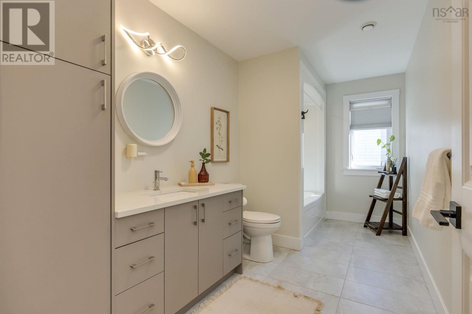 Property 26 of 47 of 72 Bristolton Avenue