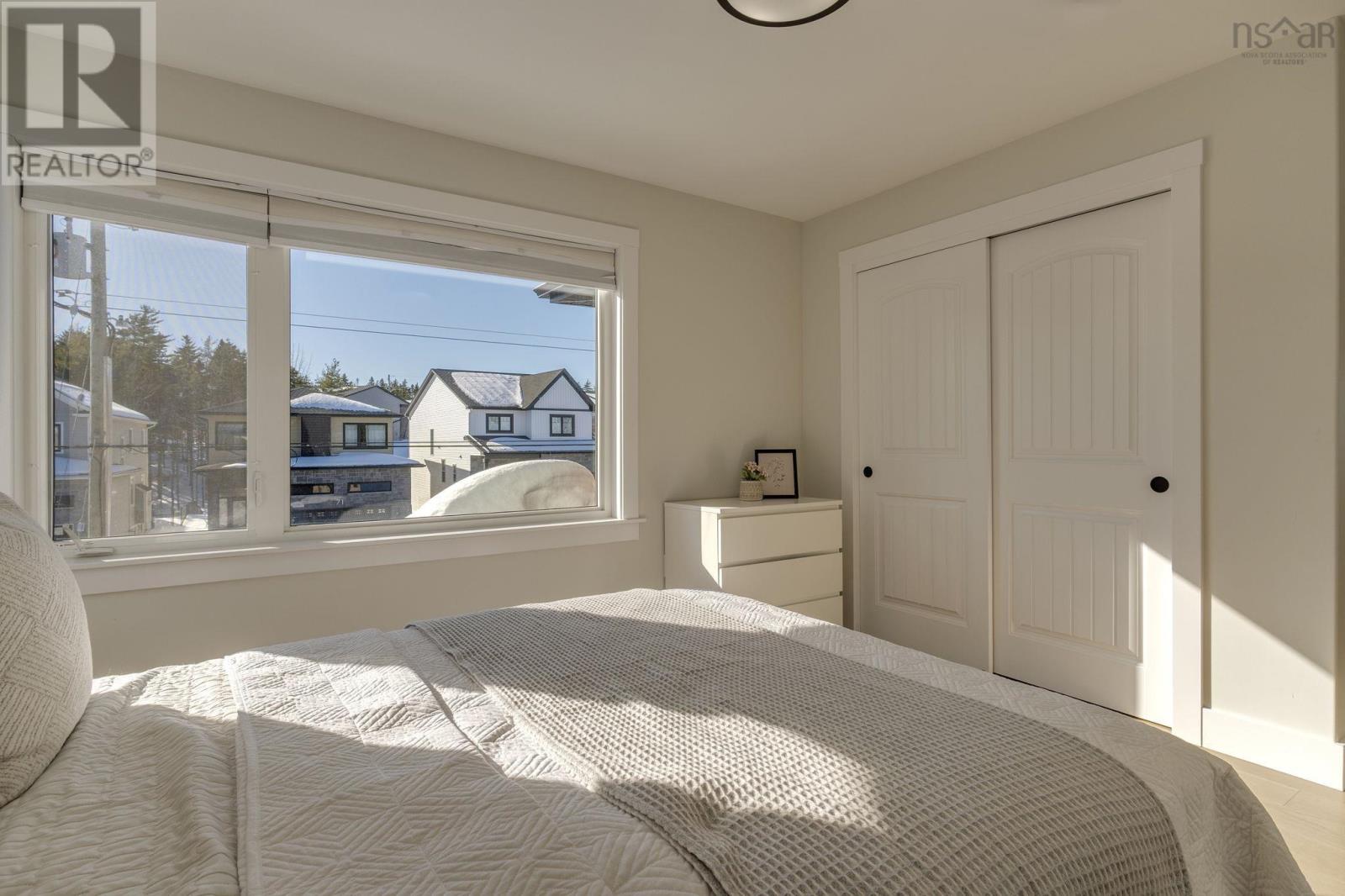 Property 30 of 47 of 72 Bristolton Avenue