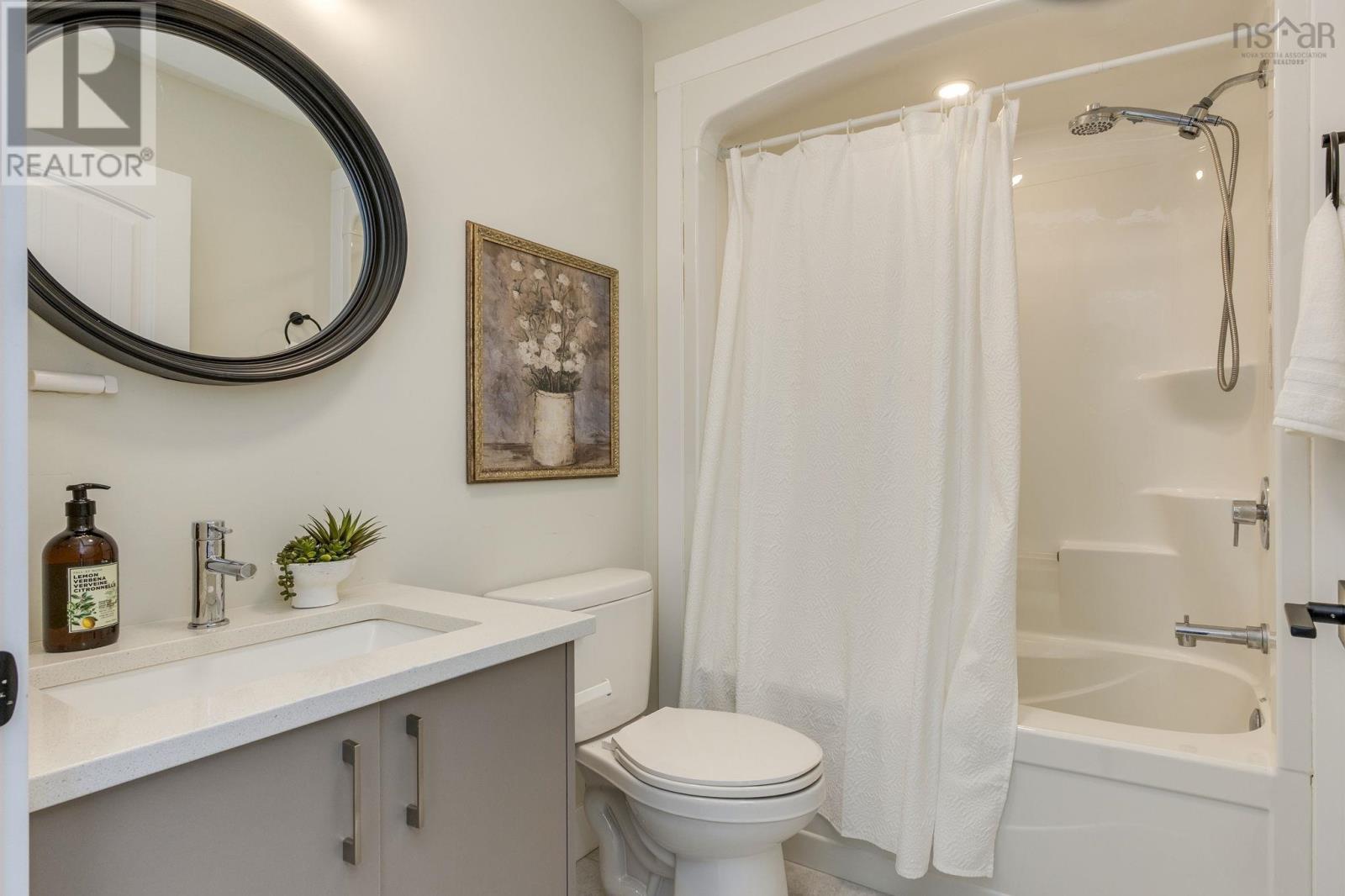 Property 31 of 47 of 72 Bristolton Avenue