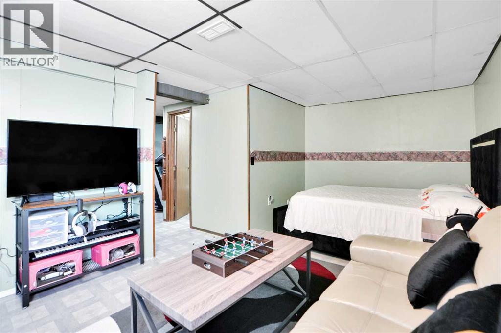 280 WHITWORTH WAY NE - 12